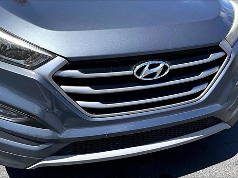 Used 2017 Hyundai Tucson Night FWD image 28