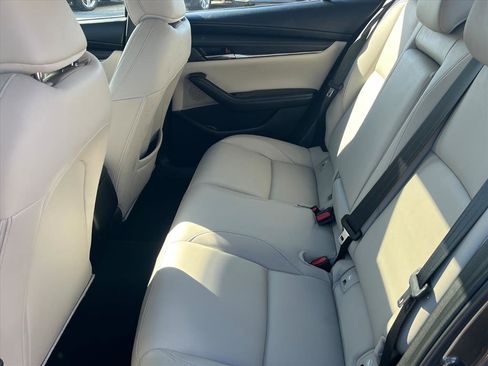 Used 2021 MAZDA MAZDA3 s image 21