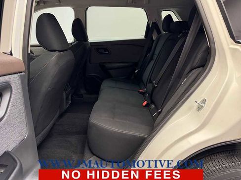 Used 2023 Nissan Rogue S image 14