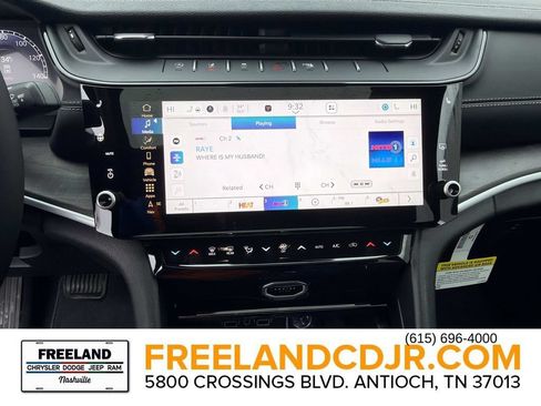 New 2026 Jeep Grand Cherokee Altitude AWD/4WD image 28