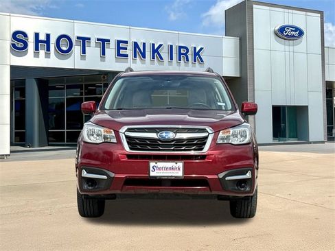 Used 2018 Subaru Forester 2.5i Premium w/ All-Weather Package image 2