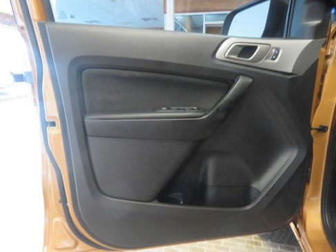 Used 2019 Ford Ranger XLT w/ Equipment Group 302A Luxury AWD/4WD image 13