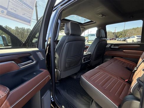 New 2026 GMC Sierra 3500 Denali Ultimate image 14