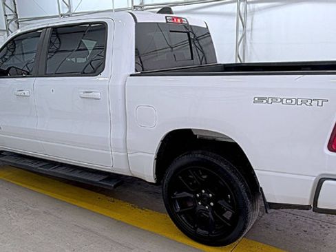 Used 2023 RAM 1500 Laramie AWD/4WD image 2