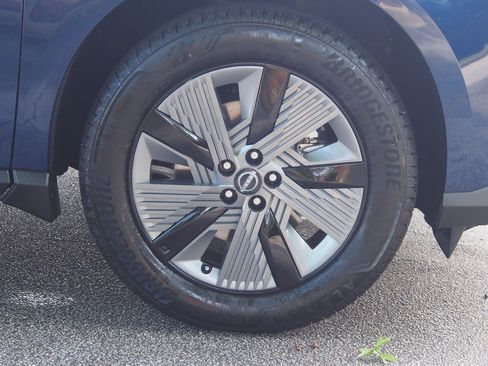 New 2025 Nissan Murano SL w/ Cargo Package AWD/4WD image 9