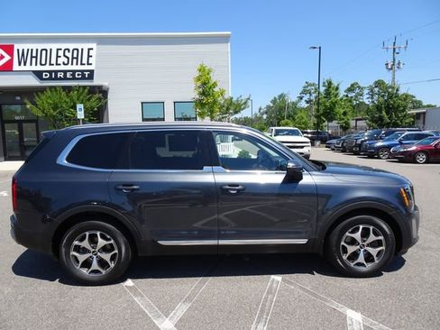 Used 2020 Kia Telluride EX FWD image 3