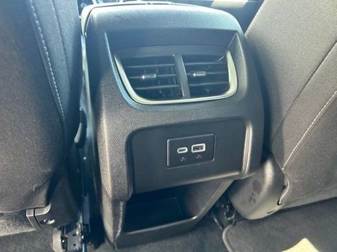 Used 2025 Chevrolet Blazer LT FWD image 43