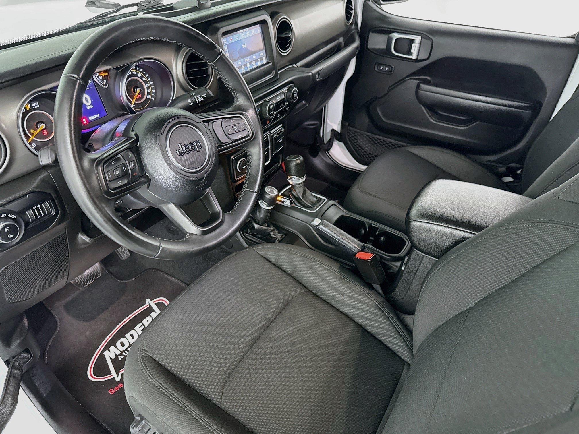 Used 2022 Jeep Gladiator Sport AWD/4WD image 8