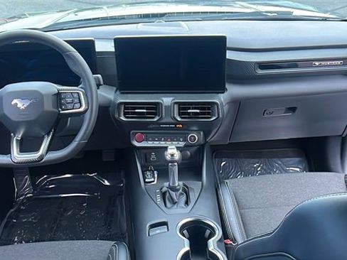 Certified 2024 Ford Mustang Coupe image 19