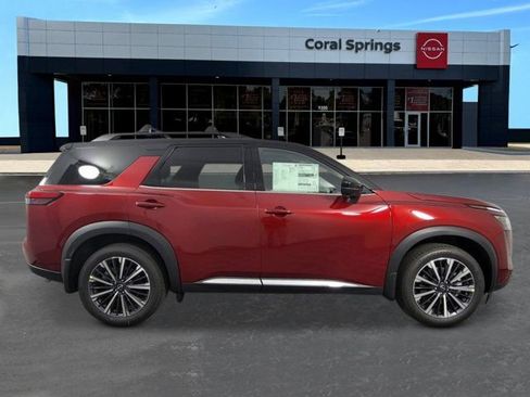 New 2026 Nissan Pathfinder Platinum AWD/4WD image 6