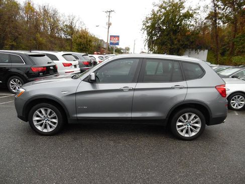 Used 2017 BMW X3 xDrive28i AWD/4WD image 2