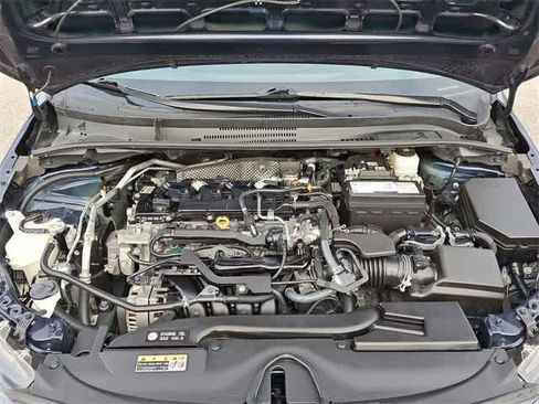 Used 2024 Toyota Corolla LE image 32