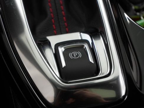 New 2026 Chevrolet Trax RS w/ Sunroof Package FWD image 29