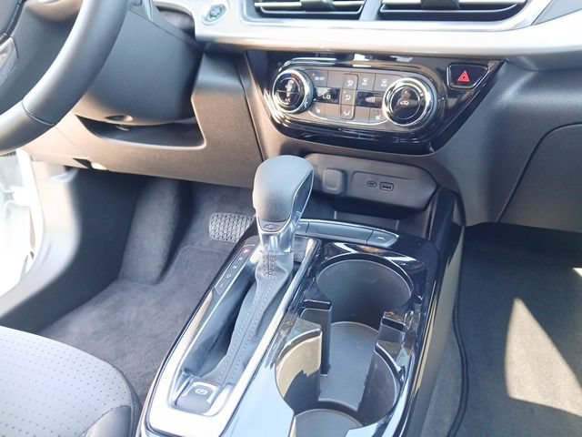 Used 2025 Chevrolet Trax LT w/ Driver Confidence Package FWD image 16