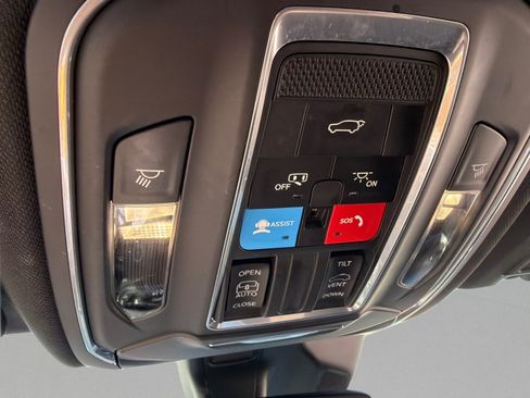 Used 2024 Jeep Grand Cherokee L Laredo AWD/4WD image 25
