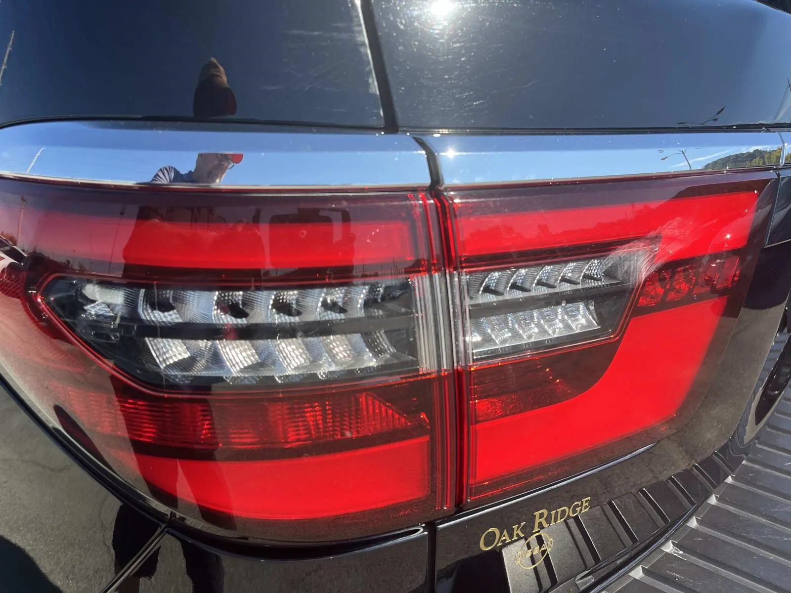 Used 2024 Nissan Armada SL w/ Captain's Chairs Package AWD/4WD image 10