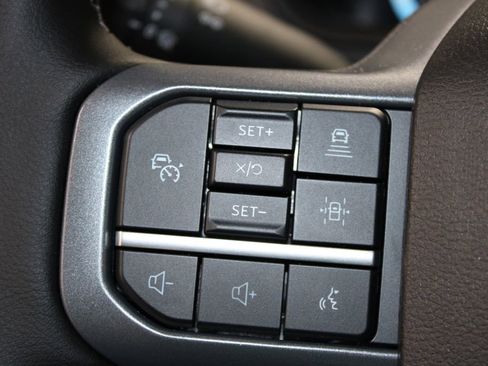 New 2026 Ford F150 Lariat w/ Equipment Group 502A High image 46