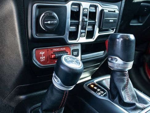 Used 2020 Jeep Wrangler Unlimited Rubicon w/ Quick Order Package 28Y Recon image 14