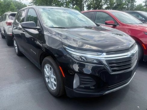 Used 2024 Chevrolet Equinox LT FWD image 3