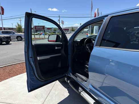 Used 2018 Toyota Tundra Limited w/ Limited Premium Package AWD/4WD image 10