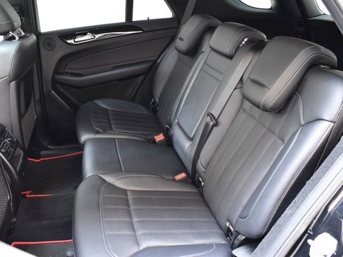 Used 2019 Mercedes-Benz GLE 400 4MATIC image 18