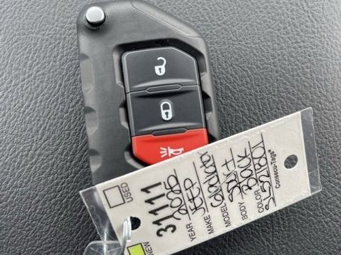 New 2025 Jeep Gladiator Sport image 26