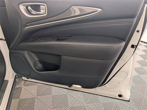 Used 2020 INFINITI QX60 Signature Edition image 37