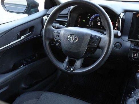 Used 2025 Toyota Camry LE FWD image 23