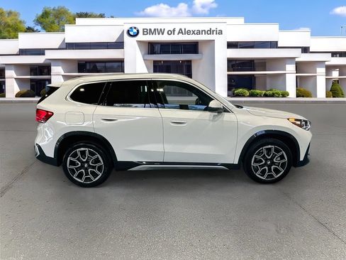 Used 2026 BMW X1 xDrive28i w/ Technology Package AWD/4WD image 4