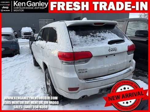 Used 2015 Jeep Grand Cherokee Overland w/ Advanced Technology Group image 8