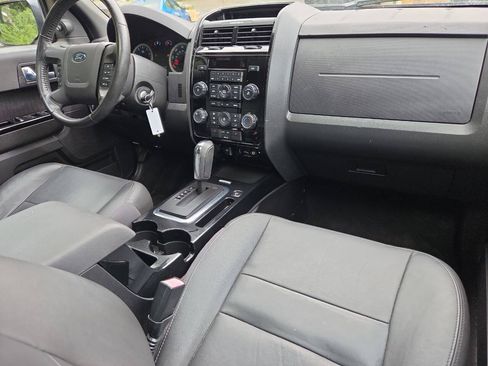 Used 2011 Ford Escape Limited w/ 301A Rapid Spec Order Code AWD/4WD image 22