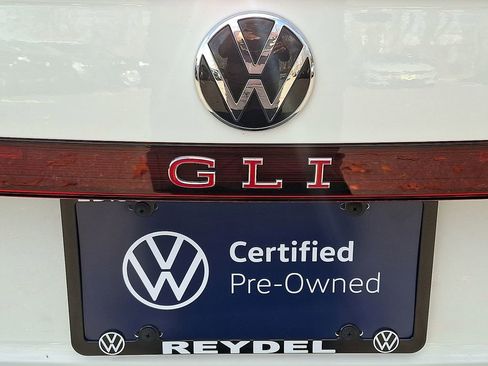 Certified 2025 Volkswagen Jetta GLI Autobahn w/ GLI Black Package image 29