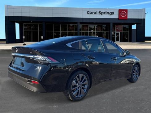 New 2026 Nissan Sentra SL w/ Floor Mat Package image 5