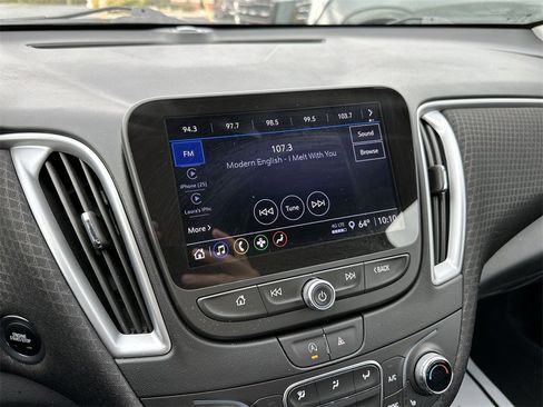 Used 2023 Chevrolet Malibu LT image 16