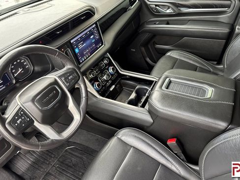 Used 2021 GMC Yukon XL Denali AWD/4WD image 10