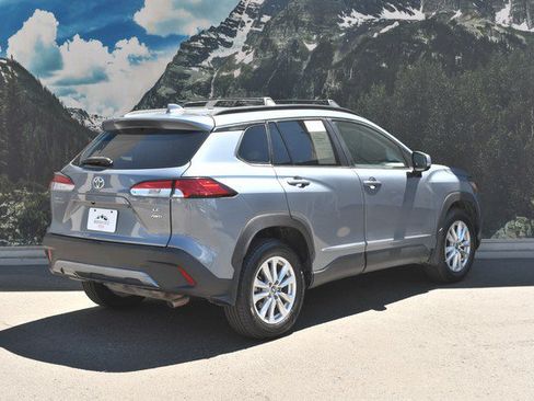 Certified 2023 Toyota Corolla Cross LE w/ Moonroof Package AWD/4WD image 3