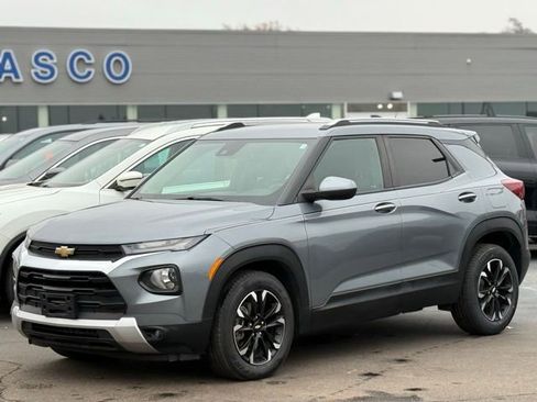 Used 2021 Chevrolet TrailBlazer LT w/ Driver Confidence Package image 31