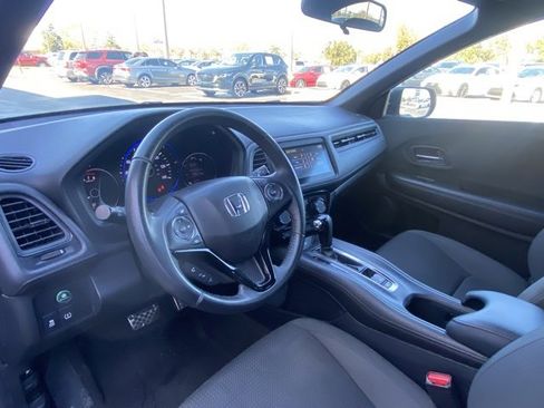Used 2022 Honda HR-V Sport image 12