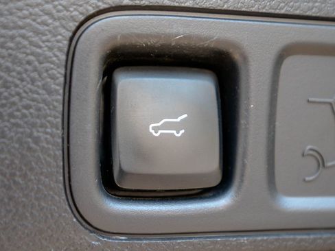 Used 2024 Ford Expedition Max XLT AWD/4WD image 43