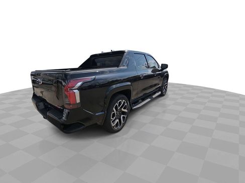 Used 2024 Chevrolet Silverado EV RST AWD/4WD image 8