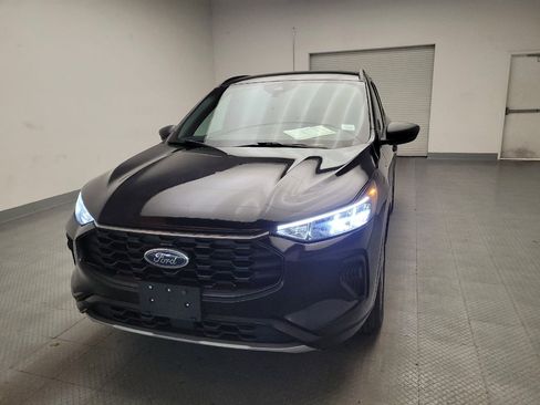 Used 2023 Ford Escape ST-Line AWD/4WD image 15