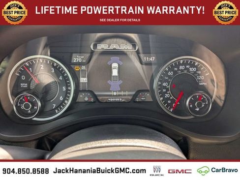 Used 2025 RAM 1500 Warlock AWD/4WD image 30