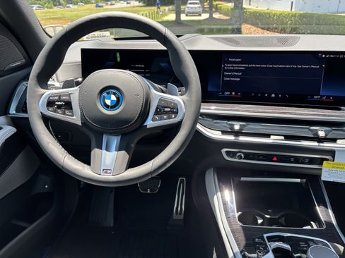 New 2026 BMW X5 xDrive50e AWD/4WD image 19