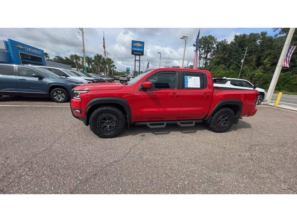 Used 2025 Nissan Frontier Pro-X RWD image 4