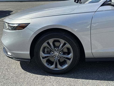 Used 2023 Honda Accord EX-L image 25