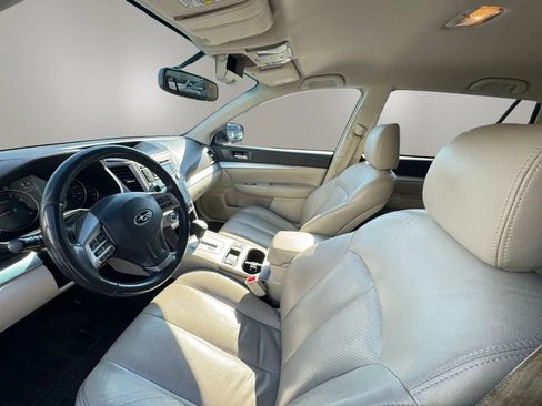 Used 2013 Subaru Outback 2.5i Premium w/ Popular Pkg 1B AWD/4WD image 11