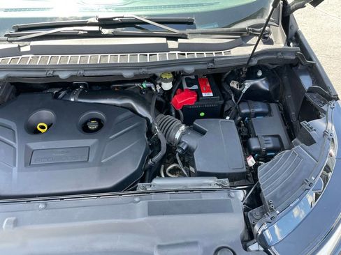 Used 2016 Ford Edge SE AWD/4WD image 37