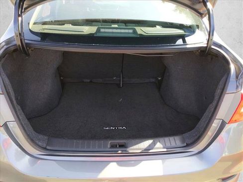 Used 2018 Nissan Sentra SV image 25