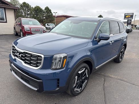 Used 2025 Kia Telluride S image 7