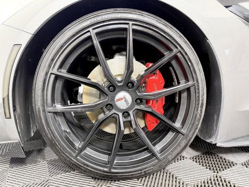 Used 2016 Chevrolet Corvette Stingray Coupe RWD image 28